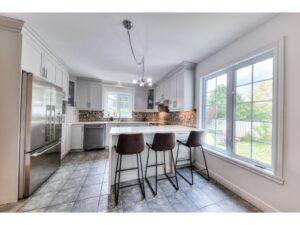 Rue Dubuisson Chambly Quebec JLL Miguel Escobar Real Estate Montreal