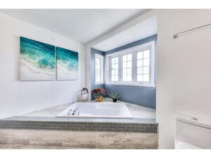 Rue Dubuisson Chambly Quebec JLL Miguel Escobar Real Estate Montreal