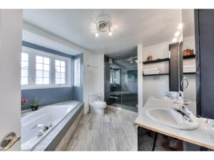 Rue Dubuisson Chambly Quebec JLL Miguel Escobar Real Estate Montreal