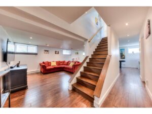 Rue Dubuisson Chambly Quebec JLL Miguel Escobar Real Estate Montreal