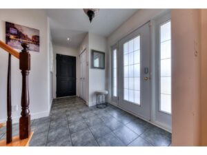 Rue Dubuisson Chambly Quebec JLL Miguel Escobar Real Estate Montreal