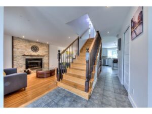 Rue Dubuisson Chambly Quebec JLL Miguel Escobar Real Estate Montreal