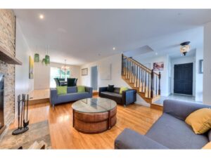 Rue Dubuisson Chambly Quebec JLL Miguel Escobar Real Estate Montreal