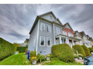 House for sale Rue Louise de Ramezay Miguel escobar Realestate La Vallée du Richelieu Chambly