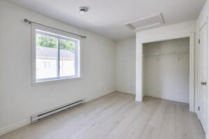 House for sale Boul. Dagenais O. # Laval Québec HRL Miguel escobar Realestate Laval