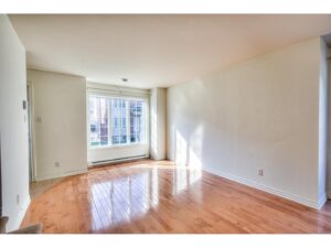 House for sale Boul. Dagenais O. # Laval Québec HRL Miguel escobar Realestate Laval